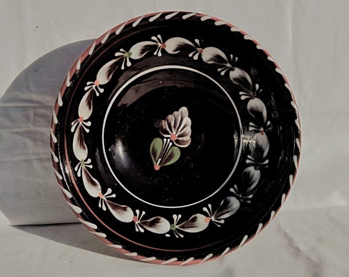 Hungarian Traditional Folk Black Plate, Vintage Hand Painted Wall Plate Dishes, Wall Hangings, Folk Art, Flower Design