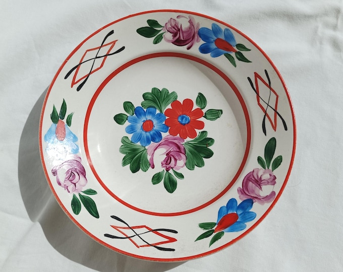 Traditional Vintage Flower Design Folk Stoneware Pottery Plate, Vintage Peasant Flower Plate