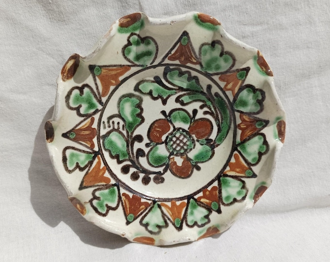 Vintage Traditional Flower Scene Ceramic Transylvania Wall Plate, Little Folk Pottery