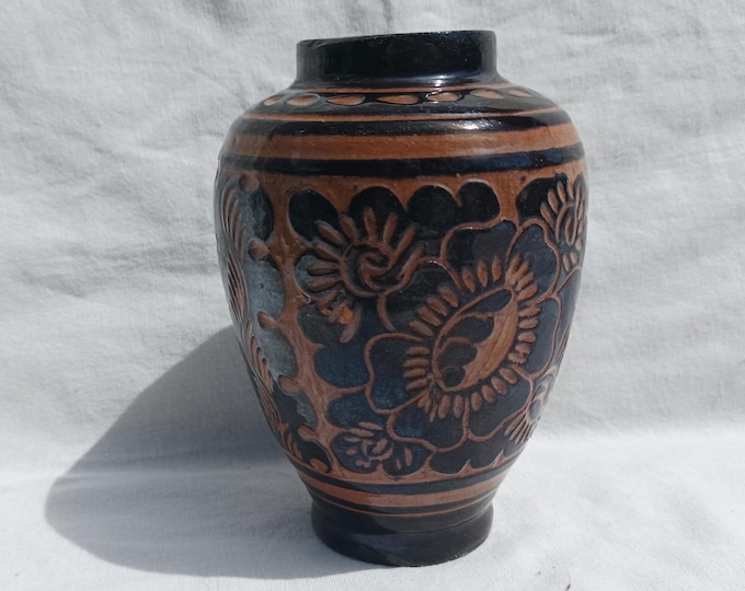 Traditional Antique Black Pitcher Korond Vase Vintage Jug