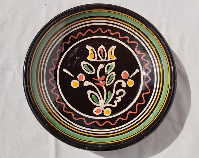 Hungarian Traditional Folk Black Plate, Vintage Hand Painted Wall Plate Dishes, Wall Hangings, Folk Art Pottery, Flower Design