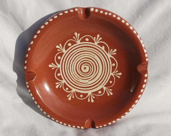 Brown Folk Ashtray Plate, Brown Traditional Plate Ashtray, Handpainted Plate, Kitchen Decoration