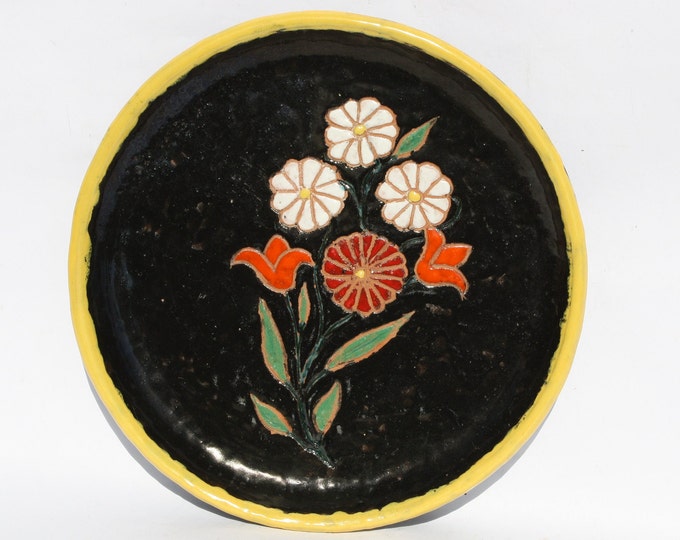 Hungarian Traditional Folk Plate, Vintage Hand Painted Wall Plate Dishes, Wall Hangings, Folk Art, Flower Design