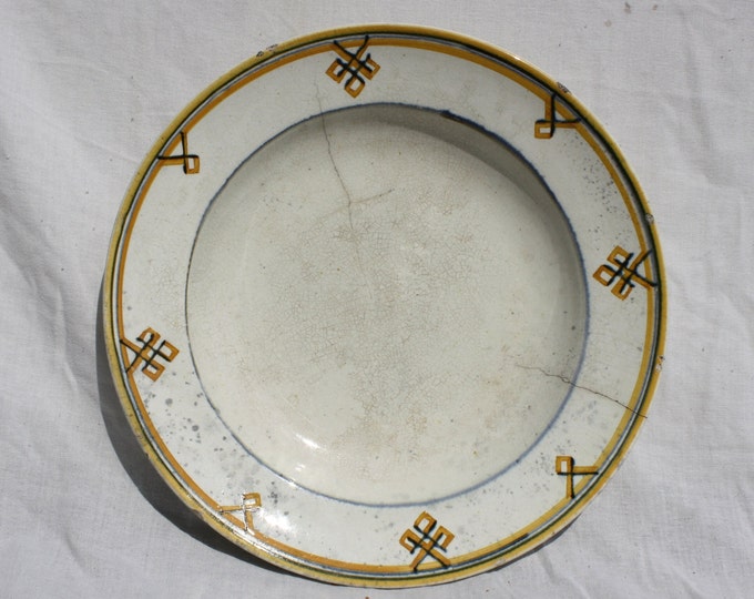 Traditional Hungarian Ceramic White Plate, Hungarian Pottery, Folk Plate, Antique Peasant Plate