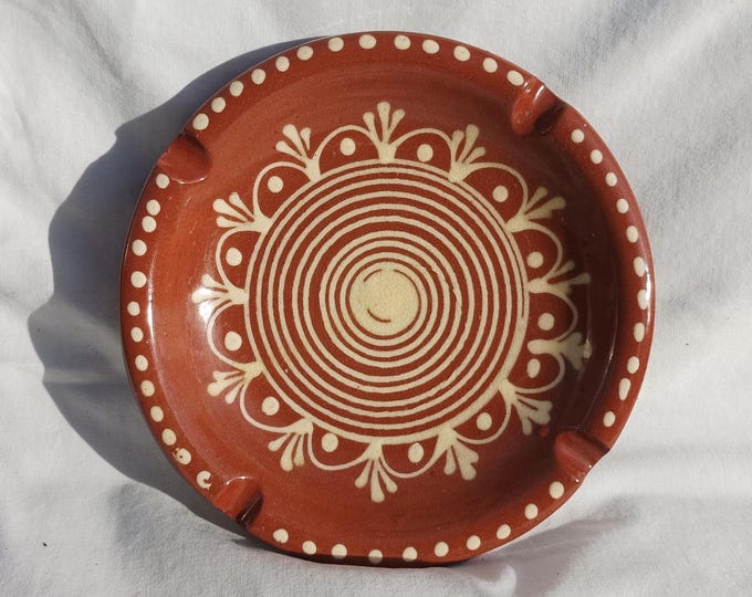 Brown Folk Ashtray Plate, Brown Traditional Plate Ashtray, Handpainted Plate, Kitchen Decoration