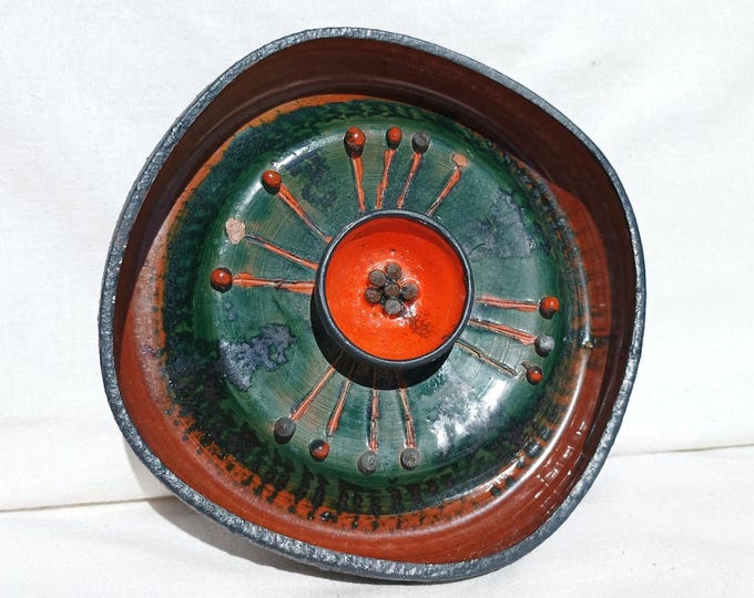 Retro Ceramic Vintage Art Pottery Plate With Stylized Flower Motif, Vintage Ceramic Plate