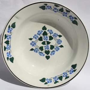 Plato tradicional antiguo, Cerámica húngara, Cerámica popular, Plato campesino antiguo, Plato de flores