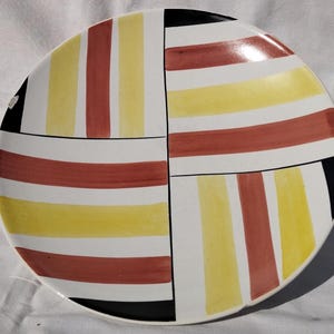 Talerz ceramiczny w stylu retro w stylu vintage, serwer
