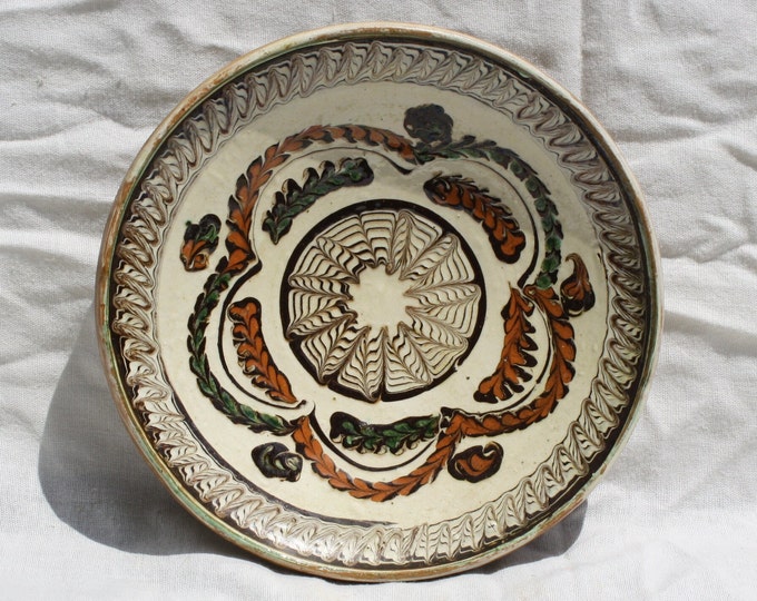 Traditional Romania Horezu Ceramic Plate