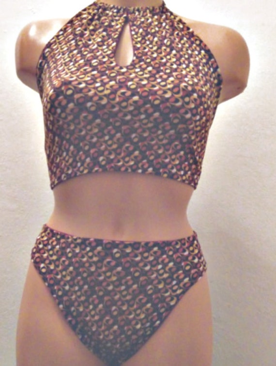 crop top swimsuit top