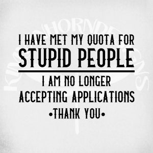Stupid People SVG en DXF Cut Files, Printable PNG en Mirrored JPEG voor Iron On Transfer. Directe download.