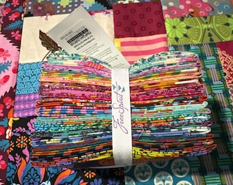 Anna Maria Fat Quarter Bundle Our Fair Home 17 Fat Quarters