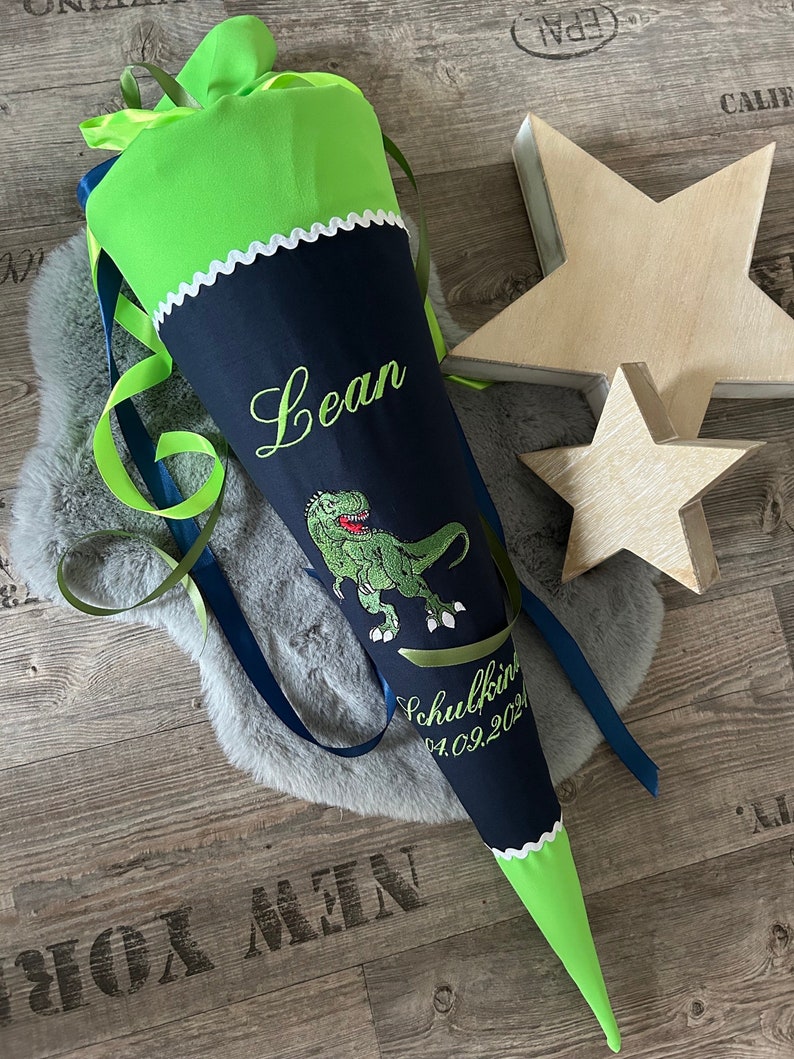 Cono escolar Dino con el nombre T-Rex Trex verde azul para Step by Step Dino Night personalizado hecho de tela Wild T-Rex Taro imagen 6