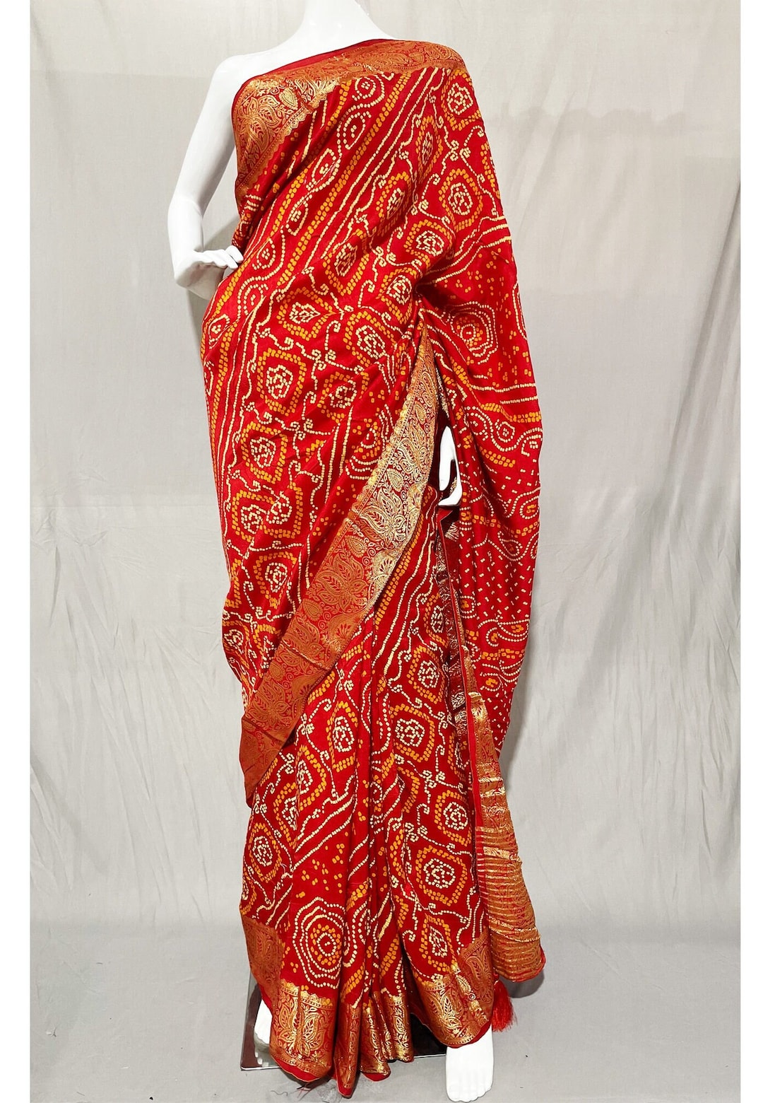 Women Red pure_cotton Printed Bandhej Ehtnic Saree main image 0