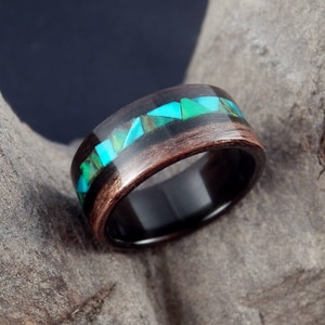 Bentwood macassar ebony wooden ring with green - emerald mosaic style inlay - men's wood ring, women's wood ring, green inlay