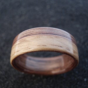Wood ring - Bentwood oak and walnut ring with copper wire inlay men&#39;s ring, women&#39;s ring