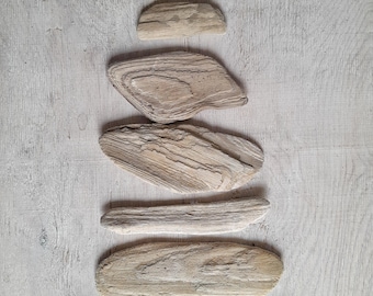 Decorative driftwood pieces, various sizes and shapes, flat wooden pieces, rustic, boho, natural decor