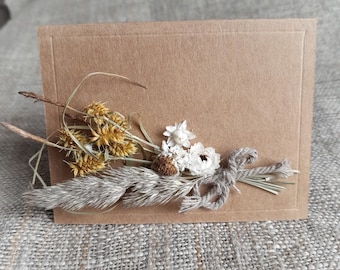 10 handmade place cards with dried flowers, wedding  table decor, party decor, rustic dried flowers place cards