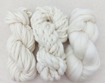 Value Merino wool Weaving Bundle / 300g / Jumbo Yarn & Fibre Pack / Undyed / Weaving / Tapestry / Fibre Arts / White Yarn