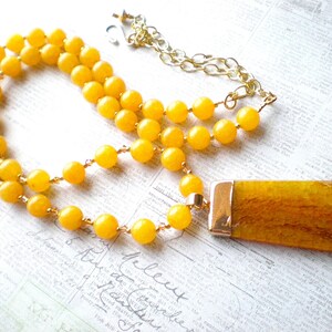 Yellow jade necklace with agate pendant and gold colored metals, semi precious gemstone jewelry for her