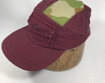 Cappello a cinque pannelli personalizzato bordeaux mimetico