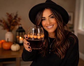 Wine Glass Halloween Pumpkin Design, Fall Wine Lover Gift, 15 oz