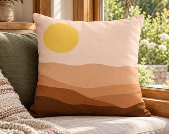 Fodera per cuscino con paesaggio desertico in stile boho, tessuto effetto lino, decorazione neutra ispirata al sole.