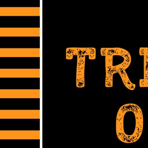 Puede incluir: Texto naranja sobre fondo negro que dice "Trick or Treat". El texto tiene un aspecto desgastado y vintage.