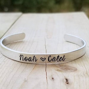 Personalized name cuff bracelet, name jewelry, personalized gift, custom name bracelet, Mother&#39;s bracelet, kids names bracelet, mom jewelry