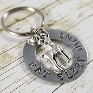 Hunting Keychain, Hunter Gift, Eat Sleep Hunt, Gift for Him, Gift For Her, Deer keychain, Hunting Gift, hand stamped keychain,
