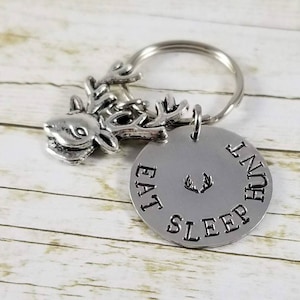 Hunter Keychain, Eat Sleep Hunt, Hunting Gift, Deer Keychain, Gift for Dad Grandpa Brother Husband, Christmas gift for hunter