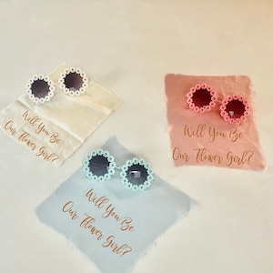 Flower Girl Sunglasses: Personalised Proposal Gift with Satin Cloth