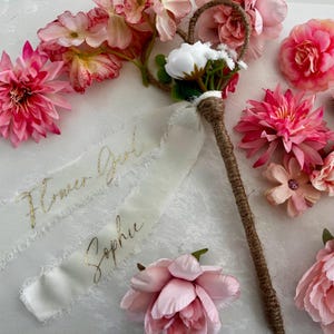 Personalised Flower Girl Wand with Chiffon Ribbon in 30 Colours, Heart Shaped Wand  ideal for Flower Girls or Junior Bridesmaids