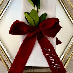 Lacci per tovaglioli con fiocco personalizzati, tovaglioli di cotone bianchi opzionali, segnaposto, perfetti per matrimoni, cene, Natale