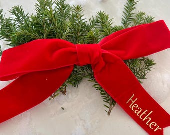 Fiocchi di velluto personalizzati, ideali per segnaposto, fiocchi per capelli o decorazioni per l'albero di Natale