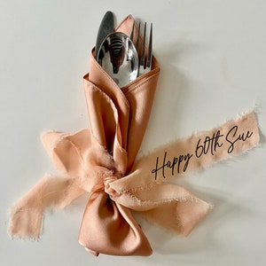 Lacci per tovaglioli personalizzati con nastro e tovaglioli opzionali in oro rosa o bianchi, matrimoni, cene, Natale, decorazioni per la tavola del Ringraziamento