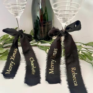 Nastri di seta nera personalizzati per calici da champagne natalizi, segnaposto natalizi, decorazioni per la tavola natalizia, fiocco a tema natalizio