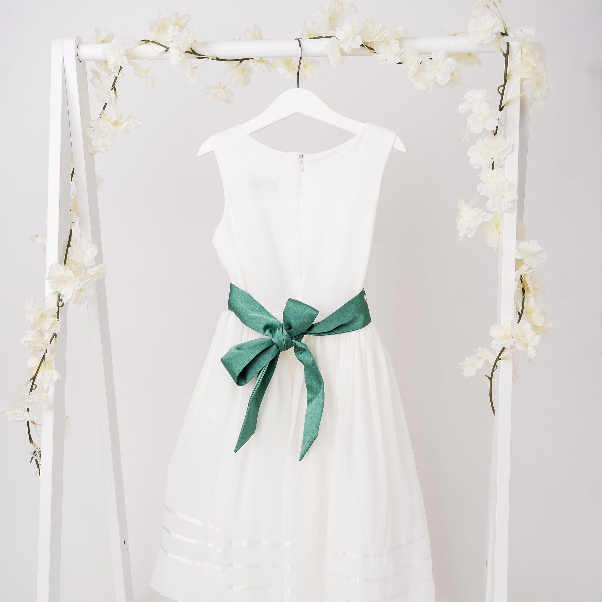 Emerald Green Satin Flower Girl Dress Sash: Personalised Wedding Belt, Child Clothing Emerald Green Satin Flower Girl Dress Sash: Personalised Wedding Belt, Child Clothing