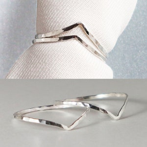 Chevron Silver Hammered Ring Set, Curved Ring, V Ring, Thin Rings For Women, Dainty Ring, Minimalist Ring Jewelry Gift Mom Daughter Sisters