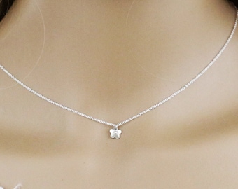 Buttercup Necklace, Flower Pendant Necklace, Dainty Necklace Silver, Layering Minimalist Simple Everyday Jewelry Gift For Her, Mom, Sister