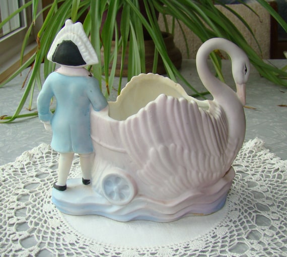 Moriyama Occupied Japan - Vintage Figurine - Boy in Colonial