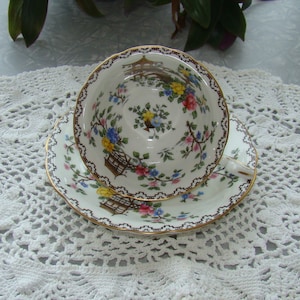 Aynsley Vintage Tea Cup and Saucer - Bone China England - Oriental Design with Pagodas