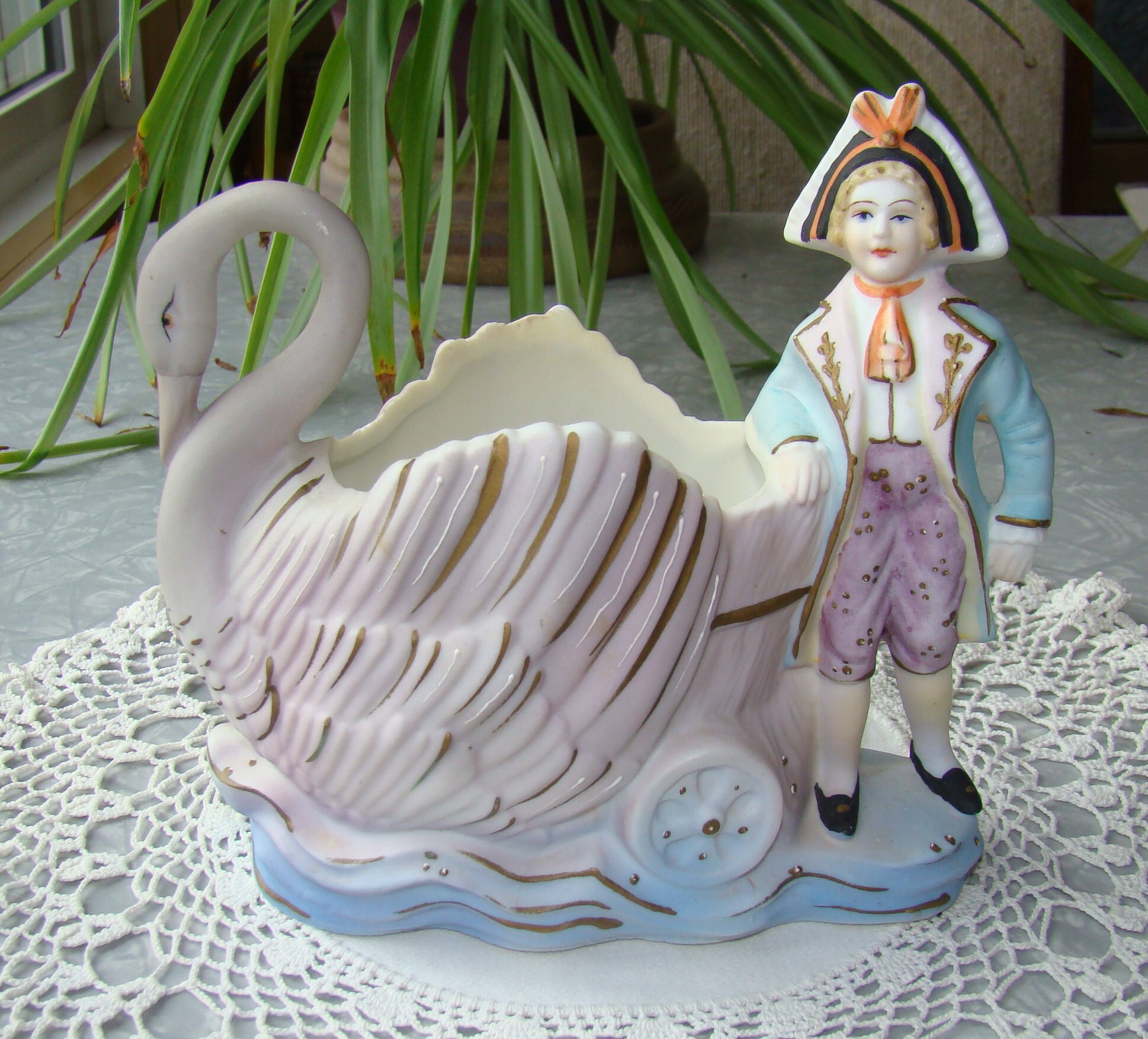 Moriyama Occupied Japan - Vintage Figurine - Boy in Colonial