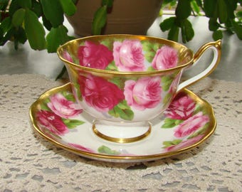 Royal Albert "Old English Rose" - England - Avon Cup Shape - Pink and Red Roses