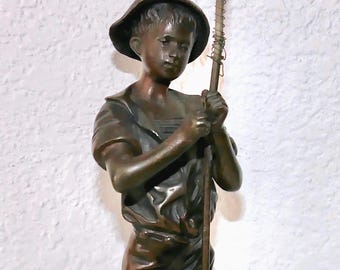 Antiguo francés del siglo XIX Adolphe Jean Lavergne escultura de bronce firmada "Pêcheur" Fisher Boy