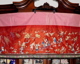 18世紀のアンティーク、シルクの手刺繍が施された中国の子供用オペラ帽