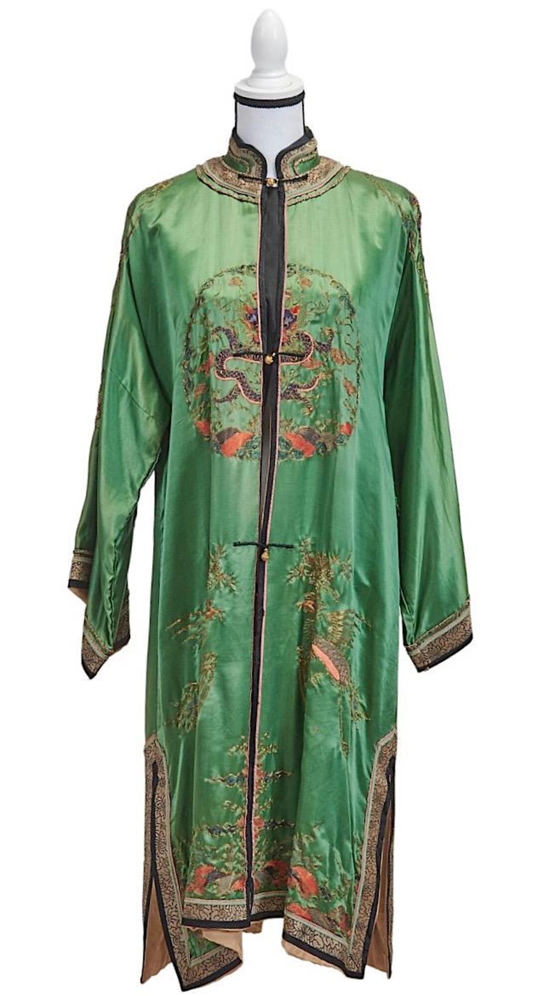 で★アンティーク　中国　清王朝　刺繍服 清朝時代の中国の龍袞龍袍 五爪龍の皇帝の翡翠の緑のローブ 金色の金属