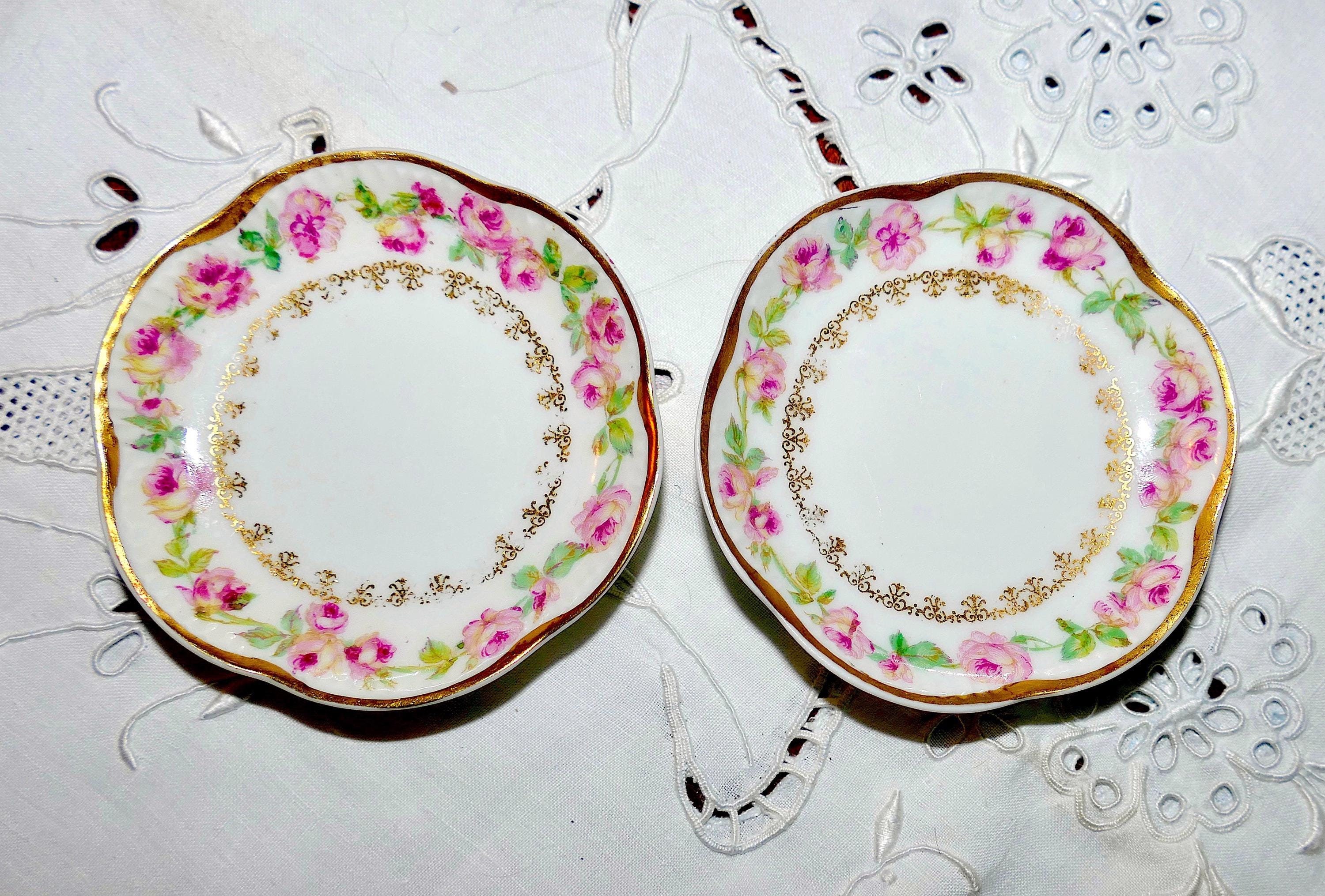 HAVILAND LIMOGES FRANCE Schleiger 526 Two Hand Painted Miniature Plates 3 1/8"D