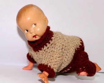 1940s Irwin Corp. USA Windup Mechanical Crawlig Plastic Baby Doll w/Key Motor Working