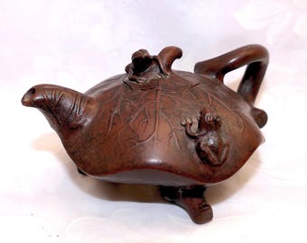 Théière chinoise Yixing ZISHA Five Frogs 宜興紫砂五蛙壺 vintage signée fabriquée à la main